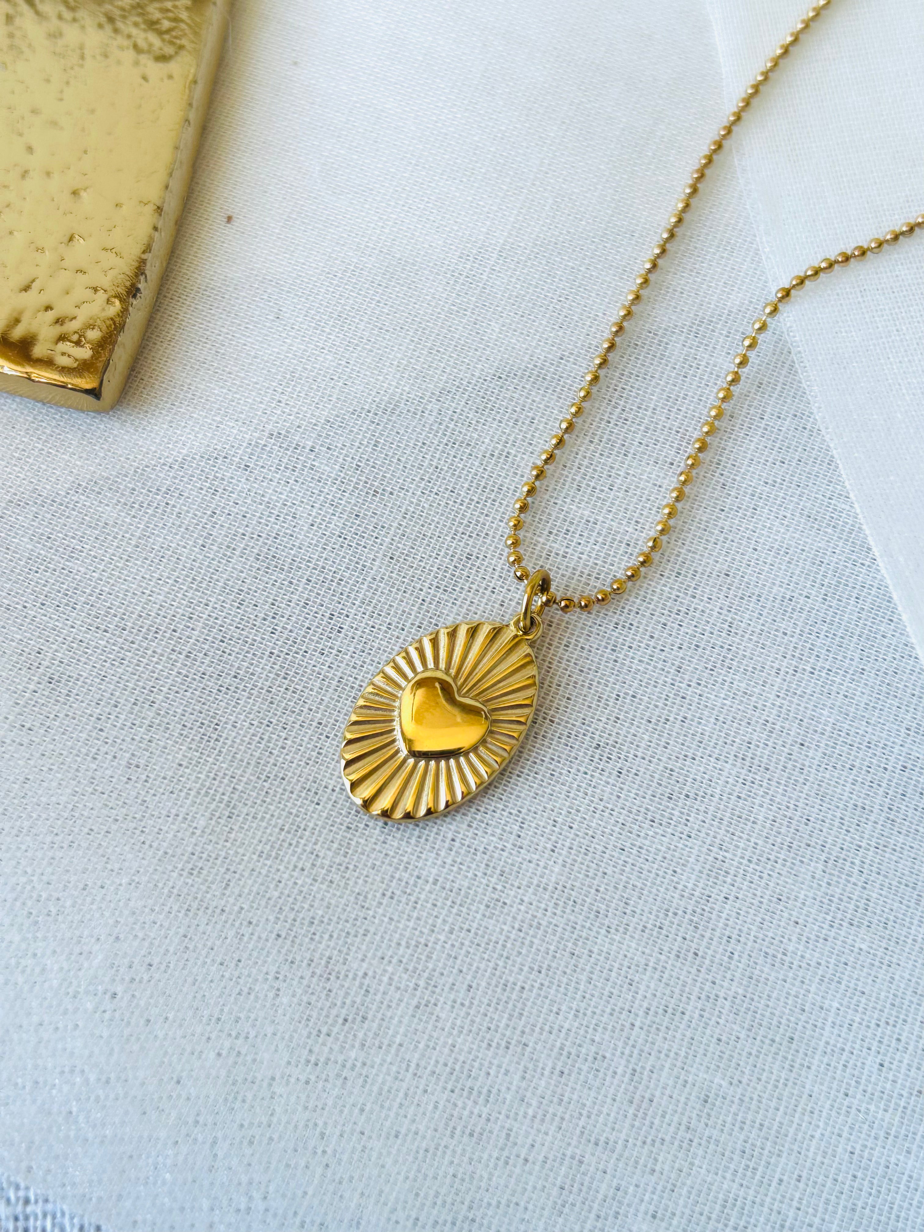 Collier | William